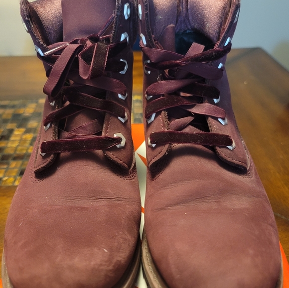 Timberland purple boots - Picture 2 of 6